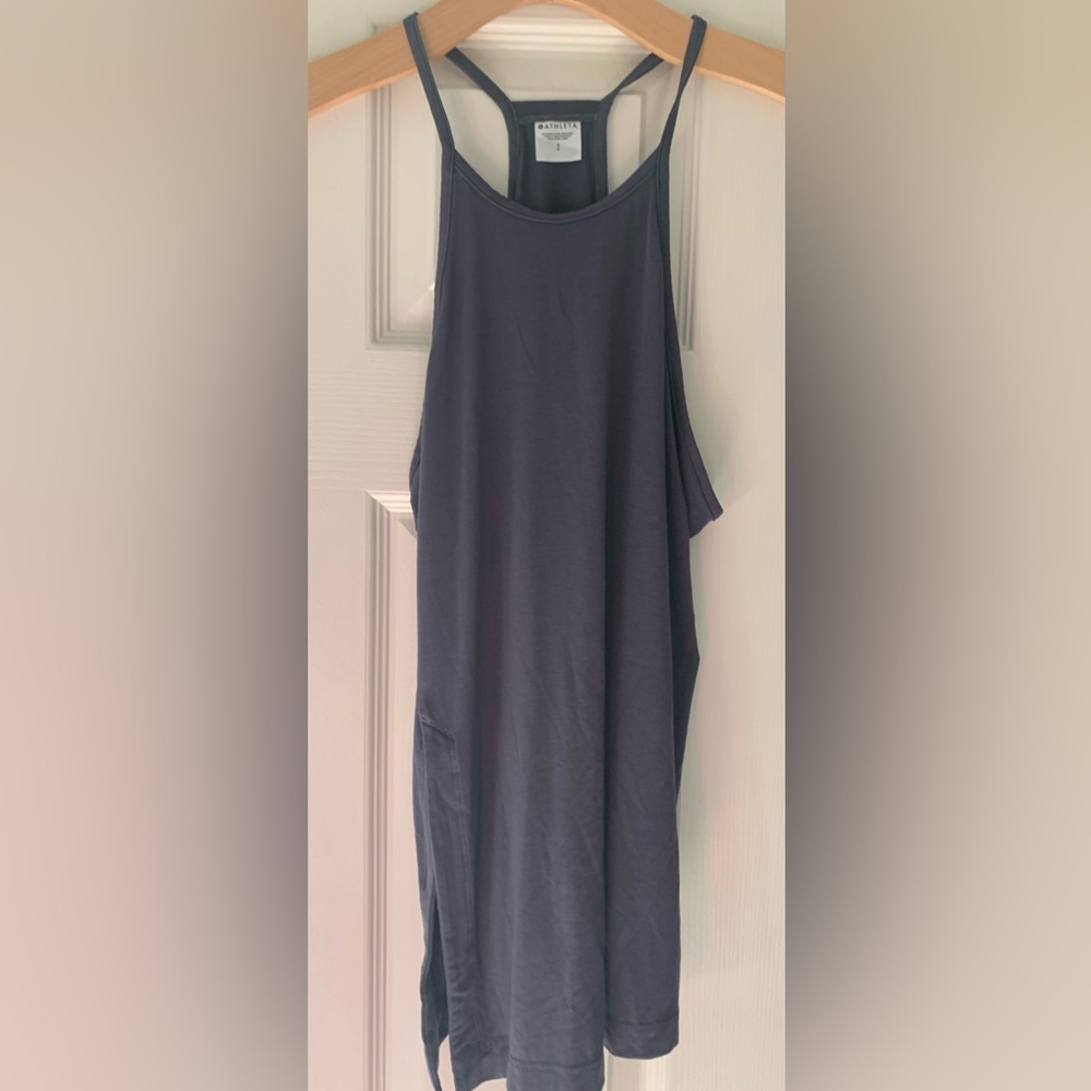 Two Athleta Essence Explore Tanks Size Small - Picture 6 of 7